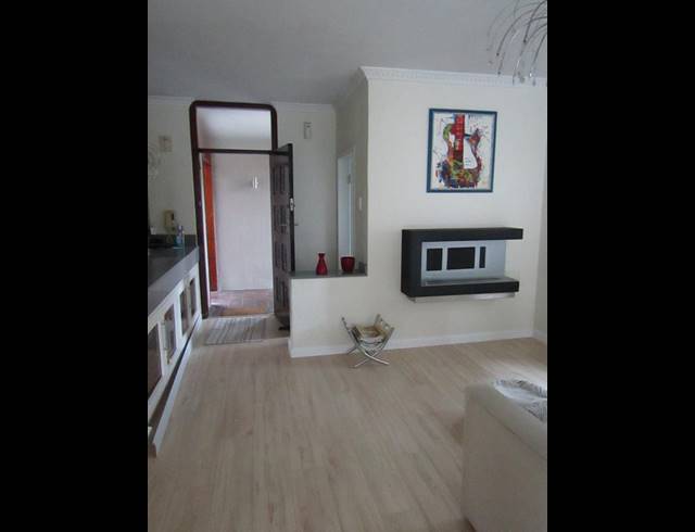 3 BEDROOM TOWNHOUSE FOR SALE IN ATHOLL GARDENS